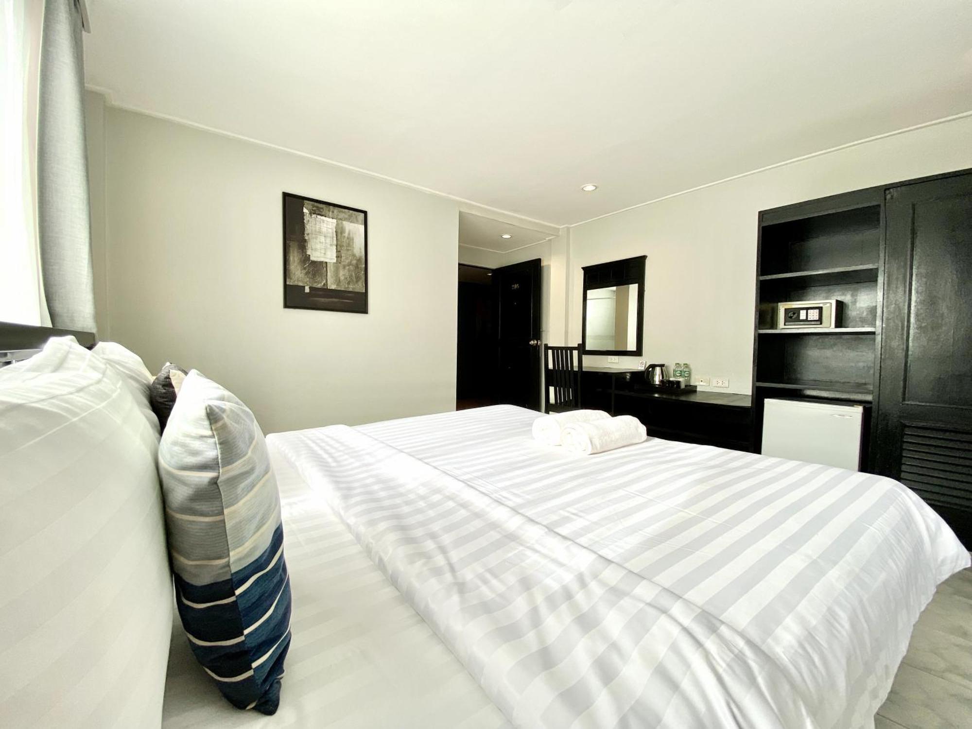 Beachwalk Minotel Patong Zewnętrze zdjęcie