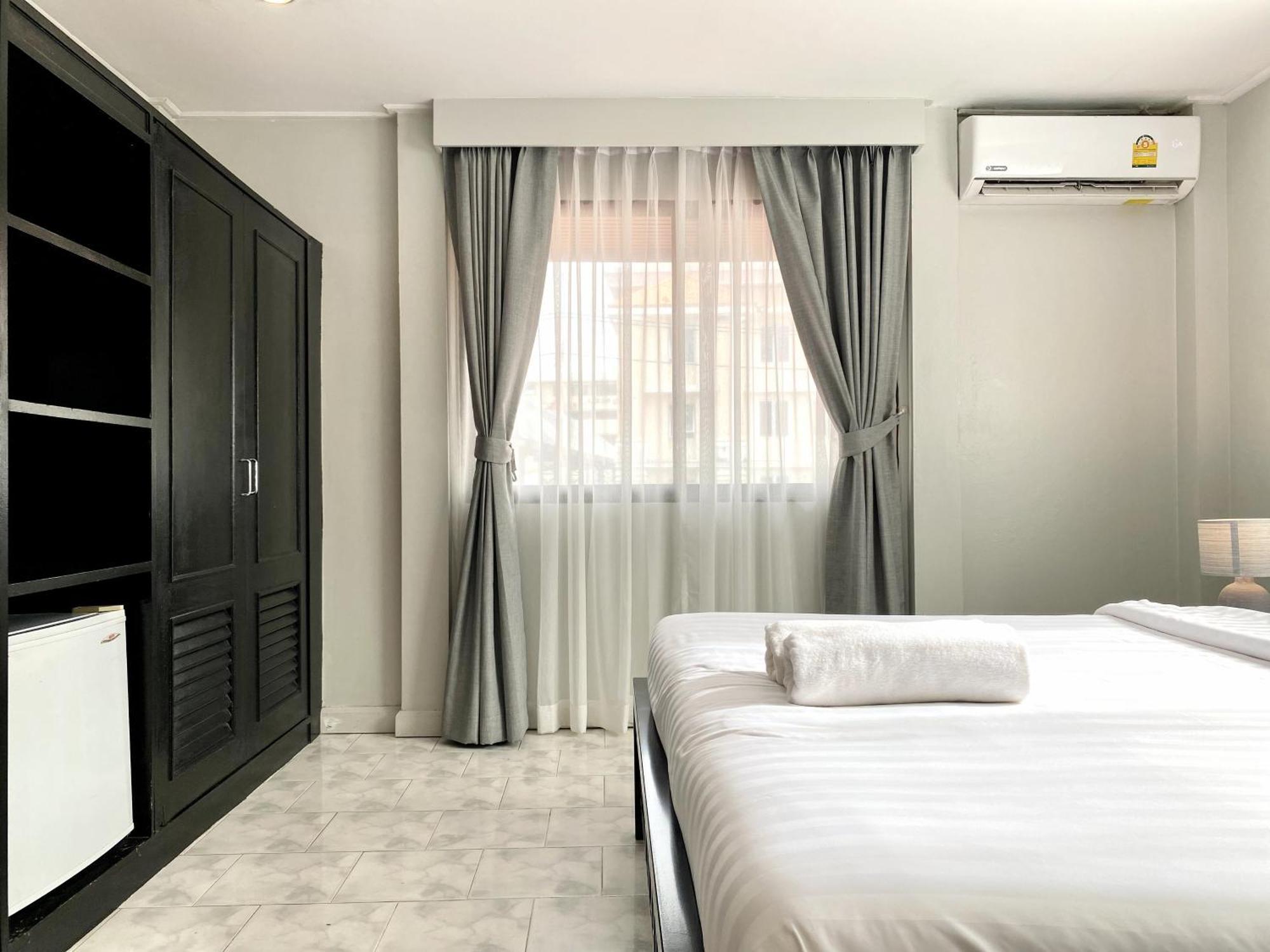 Beachwalk Minotel Patong Zewnętrze zdjęcie